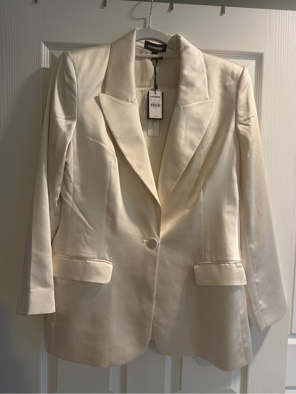 Full Suit!! Express Women's Cream Satin Single-Button Blazer and Trouser Suit